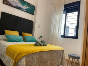 Quiet Apartment in the Heart of Malaga POOL & FREE PARKING